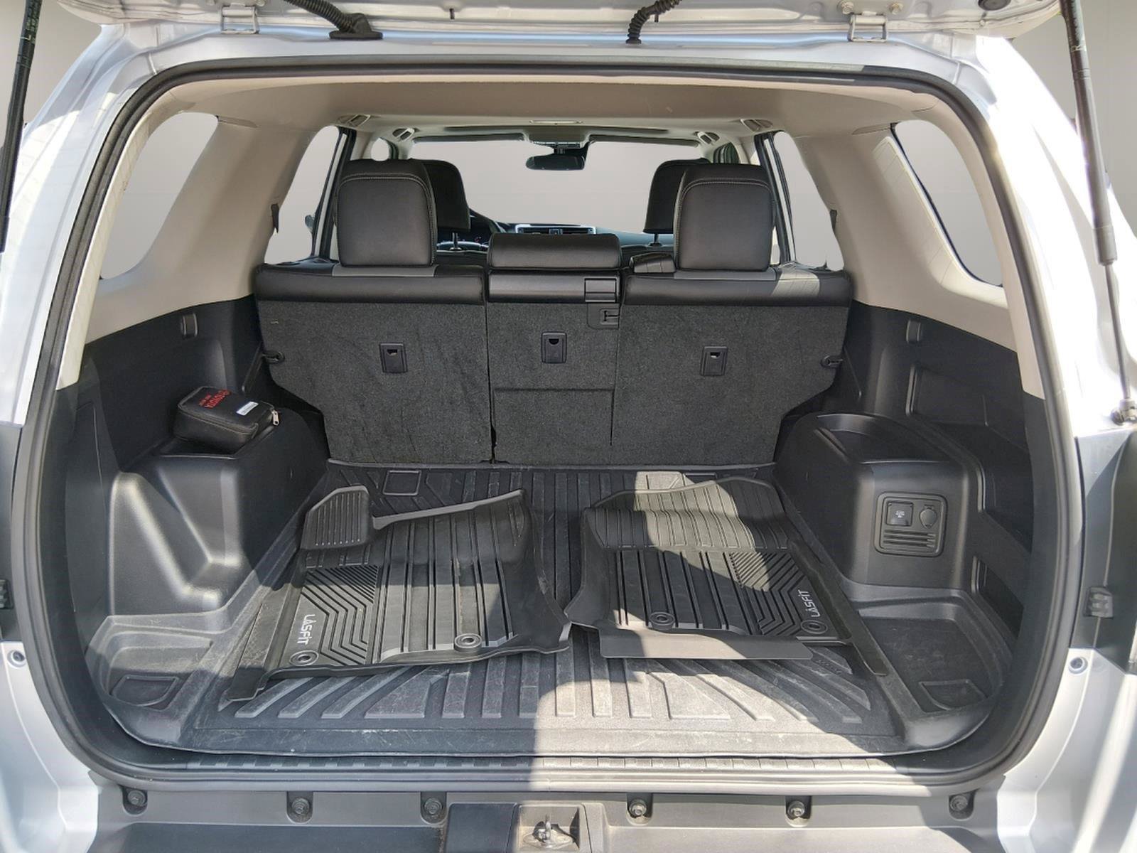 Used 2021 Toyota 4Runner SR5 Premium w/ Moonroof Package RWD image 16