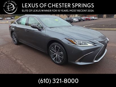 New 2025 Lexus ES 350 w/ Premium Package