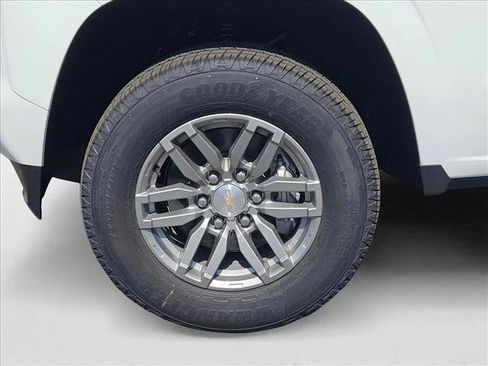 New 2025 Chevrolet Colorado LT w/ LT Convenience Package image 10