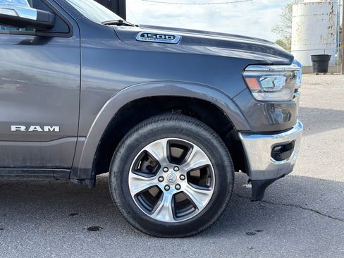 Used 2022 RAM 1500 Laramie AWD/4WD image 5