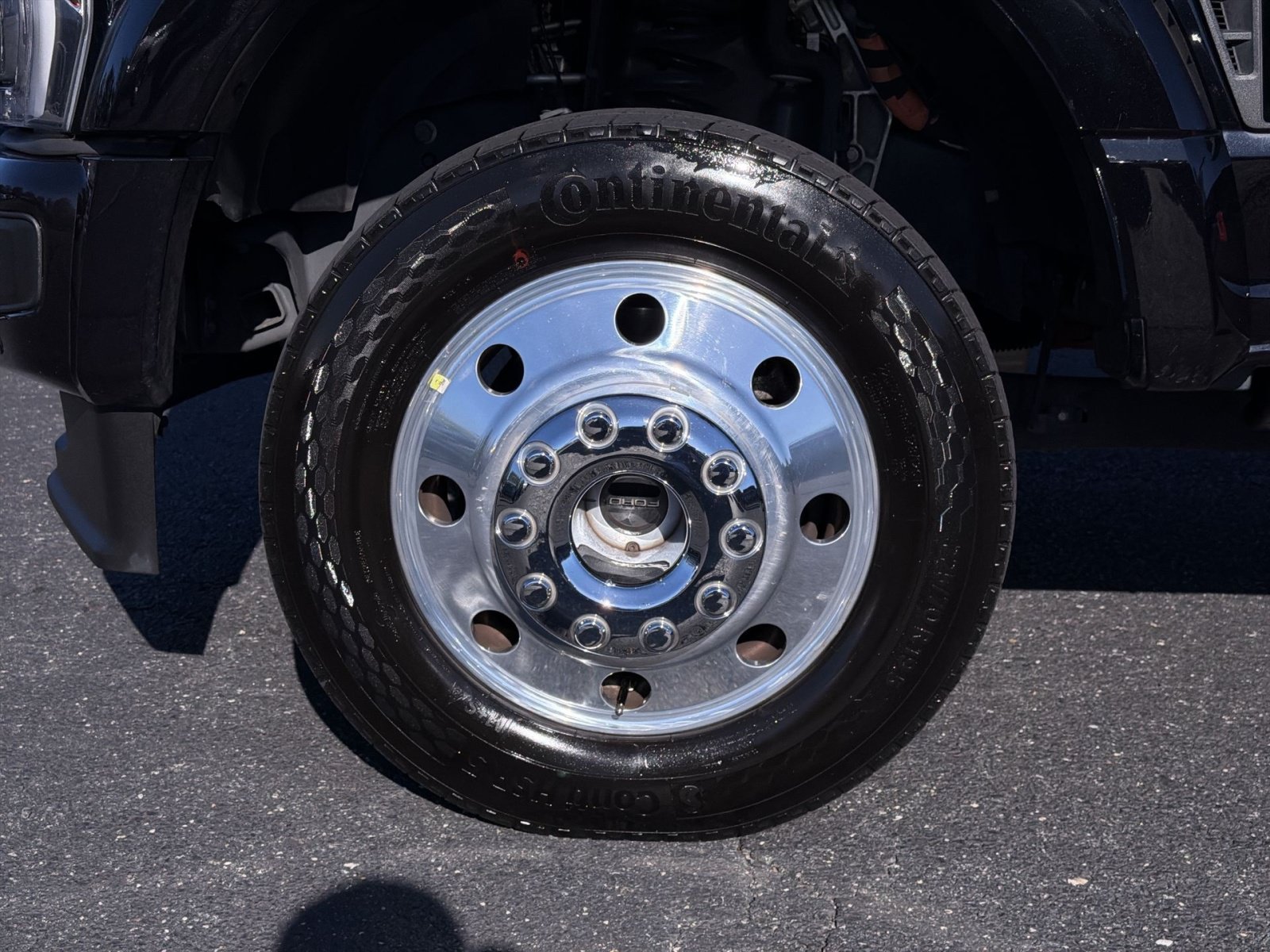 Used 2025 Ford F450 Platinum w/ FX4 Off-Road Package AWD/4WD image 15