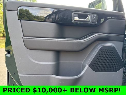 Used 2024 INEOS Grenadier Fieldmaster Edition image 25