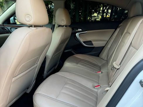 Used 2016 Buick Regal image 8