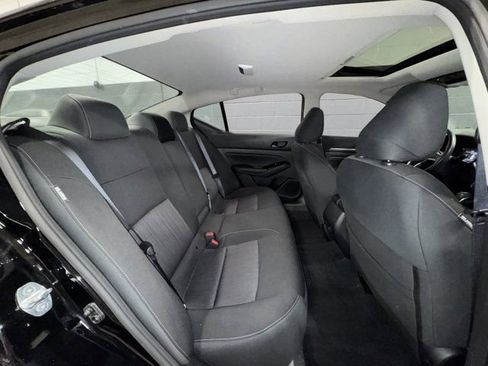 Used 2023 Nissan Altima 2.5 SV w/ SV Premium Package image 13