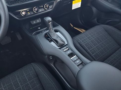 New 2026 Honda HR-V LX image 18