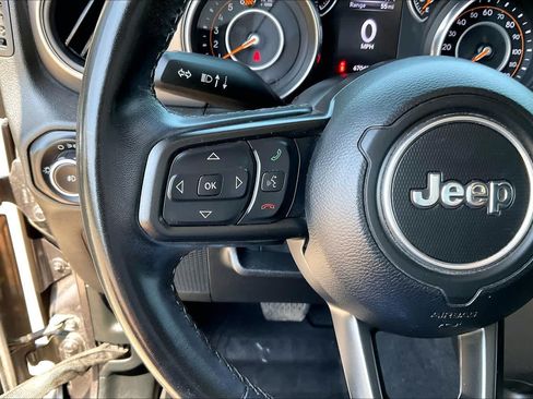 Used 2020 Jeep Wrangler Sport AWD/4WD image 22
