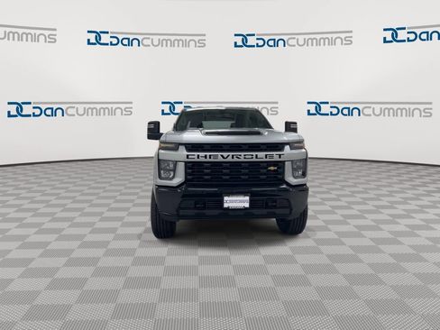 Used 2023 Chevrolet Silverado 2500 Custom w/ Custom Convenience Package AWD/4WD image 3