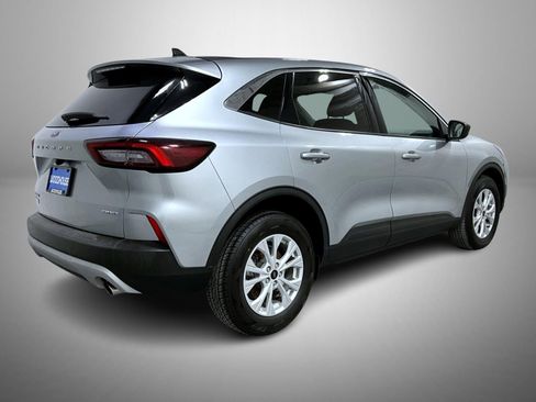 Used 2023 Ford Escape Active AWD/4WD image 5