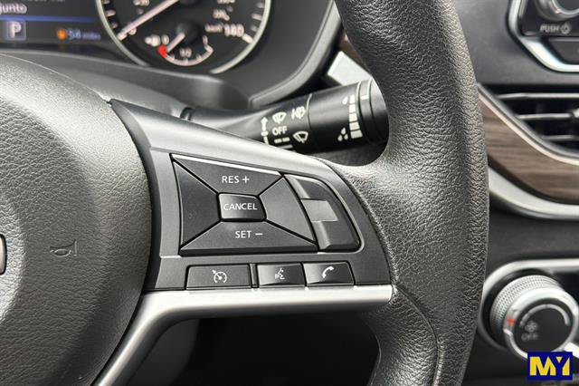 Used 2024 Nissan Altima 2.5 SV FWD image 28