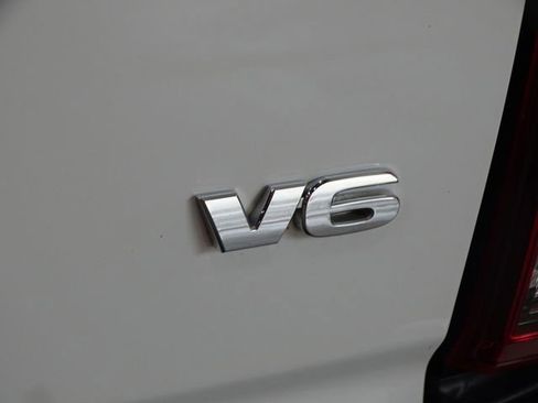 Used 2023 Toyota Tacoma SR image 38