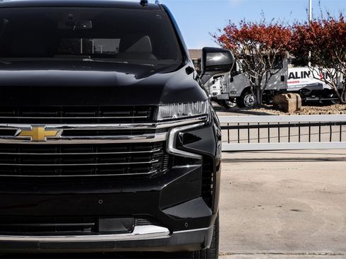 Used 2022 Chevrolet Suburban LT image 50