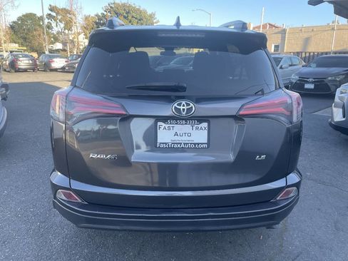 Used 2018 Toyota RAV4 LE w/ All Weather Liner Package image 6