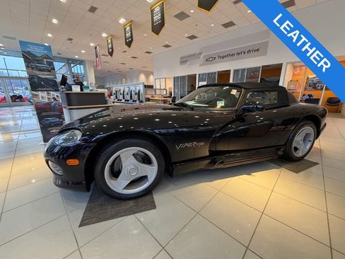 Used 1994 Dodge Viper RT/10 image 3