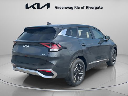 New 2025 Kia Sportage LX FWD image 7