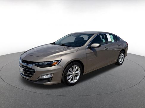 Used 2023 Chevrolet Malibu LT FWD image 4