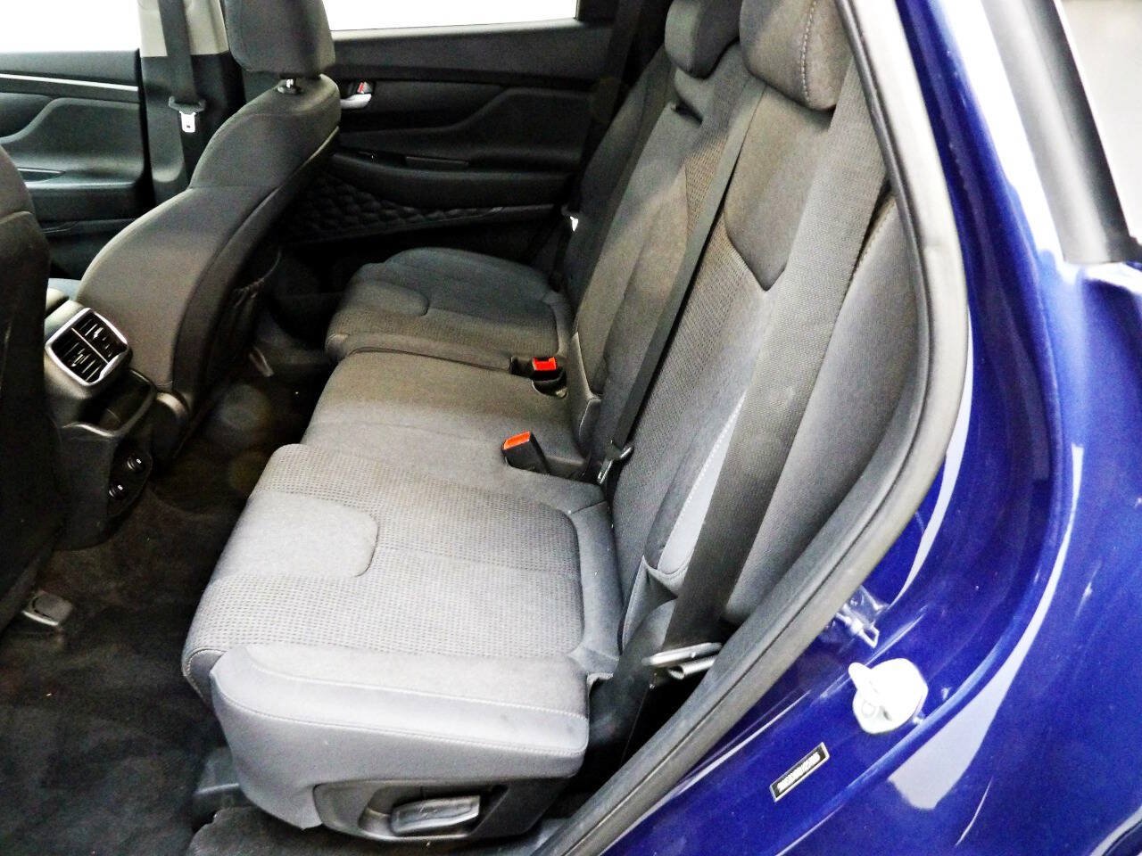 Used 2020 Hyundai Santa Fe SEL AWD/4WD image 10