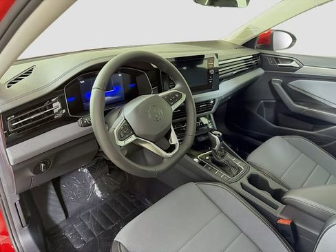 New 2026 Volkswagen Jetta SE image 9