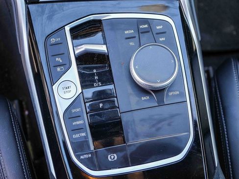 Used 2023 BMW 330e w/ Premium Package image 19