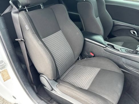Used 2022 Dodge Challenger GT RWD image 47