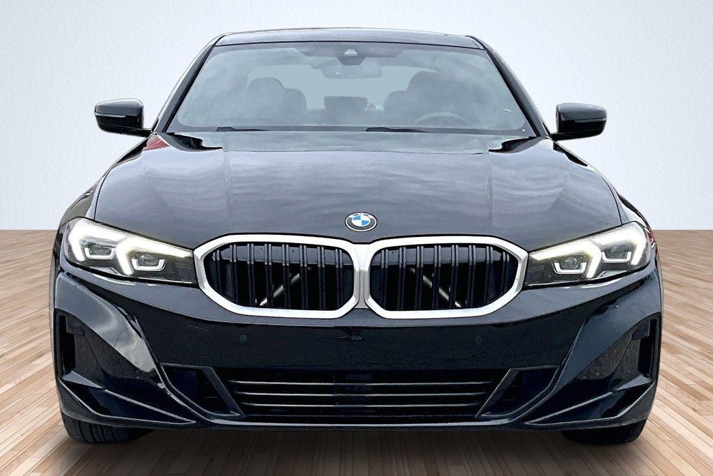 Used 2024 BMW 330i Sedan w/ Convenience Package RWD image 3