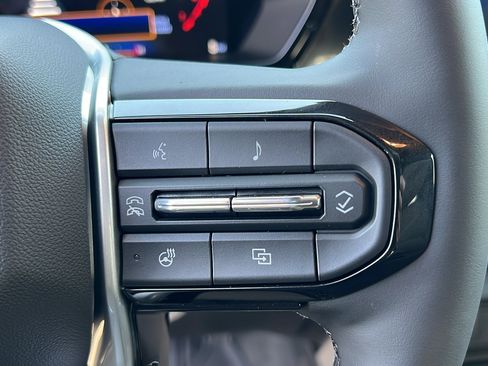 New 2026 Chevrolet Colorado ZR2 w/ ZR2 Bison Edition image 28