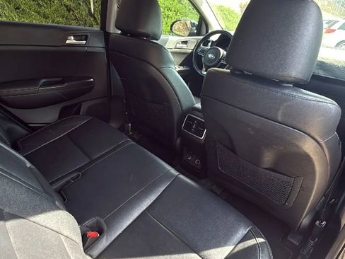 Used 2017 Kia Sportage EX FWD image 27