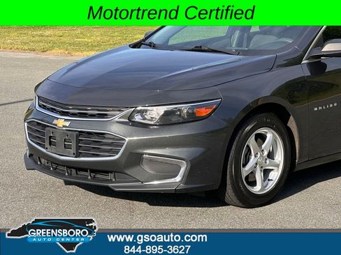 Used 2017 Chevrolet Malibu LS FWD image 32