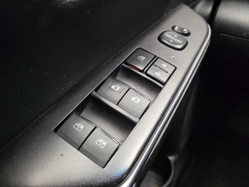 Used 2017 Toyota Camry LE FWD image 27