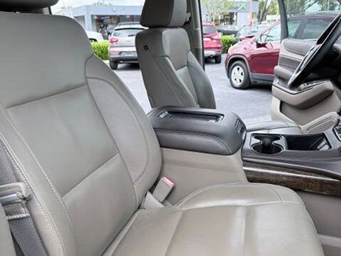 Used 2015 Chevrolet Suburban LT AWD/4WD image 15