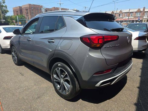 Used 2023 Buick Encore GX Select FWD image 2