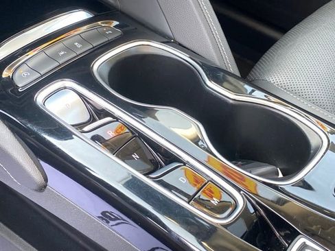 Used 2023 Buick Envision Essence w/ Sport Touring Package image 11