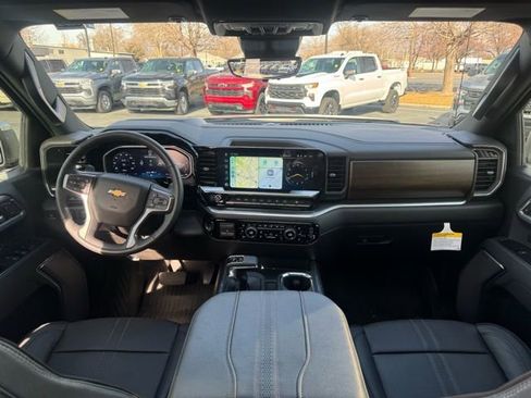 Used 2026 Chevrolet Silverado 1500 High Country w/ Technology Package image 14