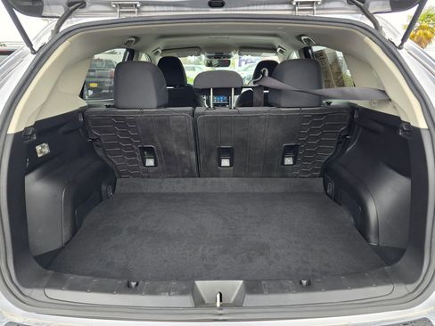 Used 2019 Subaru Crosstrek 2.0i Premium AWD/4WD image 36