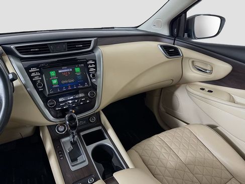 Used 2019 Nissan Murano Platinum image 24