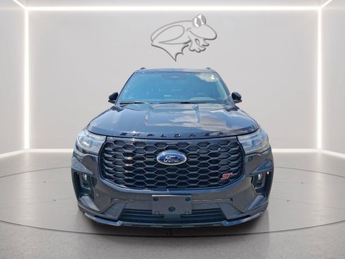 Used 2025 Ford Explorer ST AWD/4WD image 7