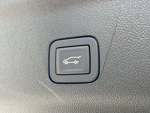 New 2026 GMC Yukon AT4 Ultimate AWD/4WD image 34
