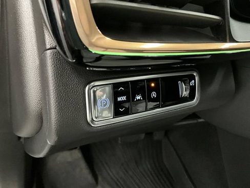 Used 2024 Buick Envision Avenir AWD/4WD image 40