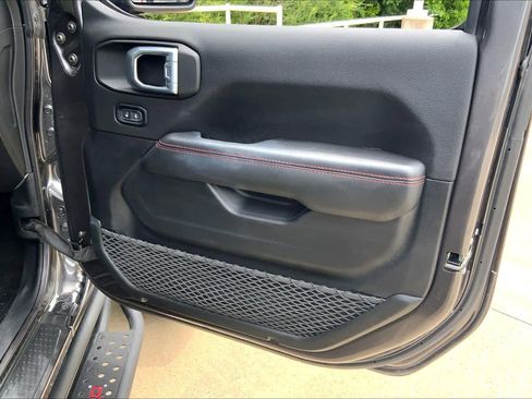 Used 2021 Jeep Wrangler Unlimited Rubicon AWD/4WD image 23