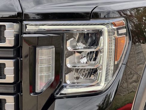 Used 2020 GMC Sierra 2500 AT4 w/ AT4 Premium Package image 42