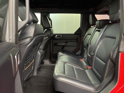 Certified 2024 Ford Bronco Badlands AWD/4WD image 36