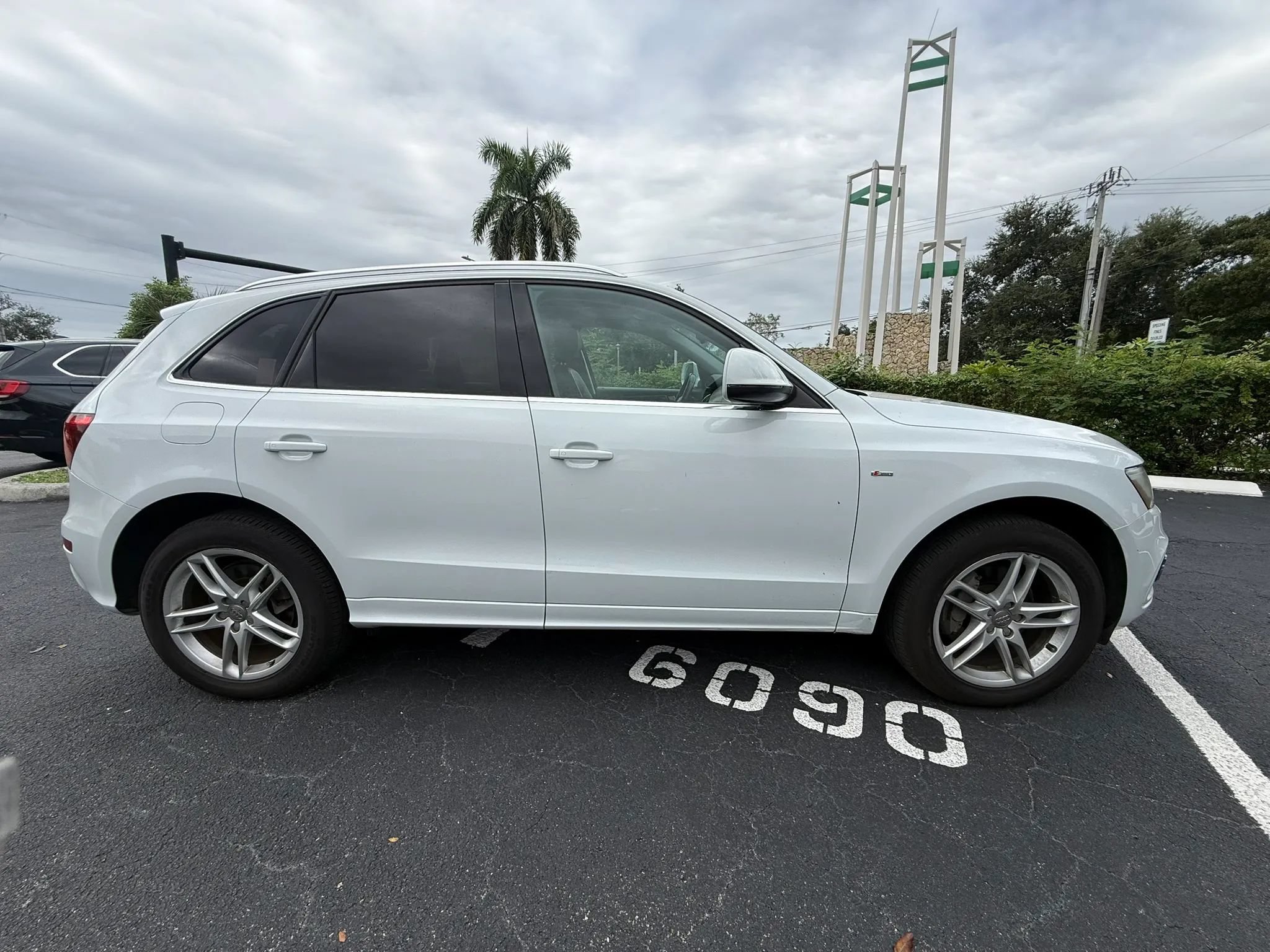 Used 2013 Audi Q5 3.0T Premium Plus AWD/4WD image 6