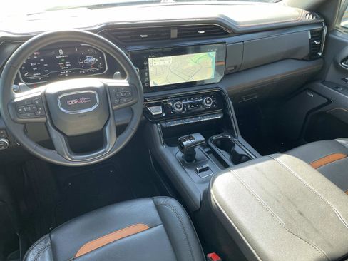 Used 2024 GMC Sierra 1500 AT4 w/ Technology Package image 16