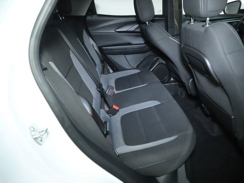 Used 2025 Chevrolet TrailBlazer LT image 31