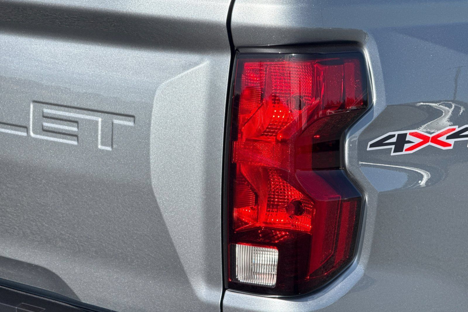 Used 2024 Chevrolet Colorado W/T AWD/4WD image 49