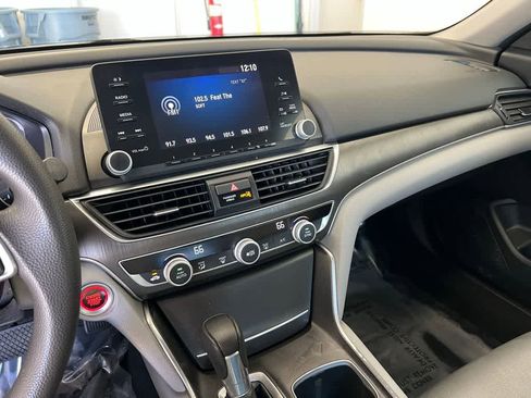 Used 2019 Honda Accord LX image 24