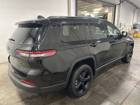 Used 2023 Jeep Grand Cherokee L Altitude image 4