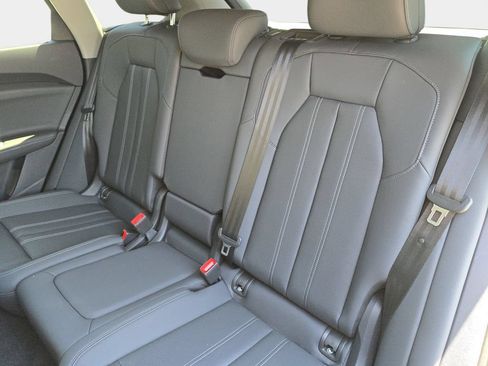 Certified 2025 Audi Q5 Premium w/ Premium Plus AWD/4WD image 14