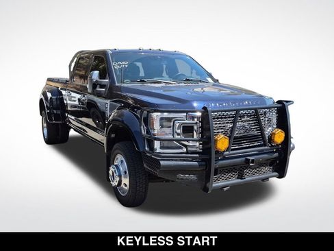 Used 2022 Ford F450 Platinum AWD/4WD image 2