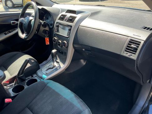 Used 2013 Toyota Corolla S FWD image 9