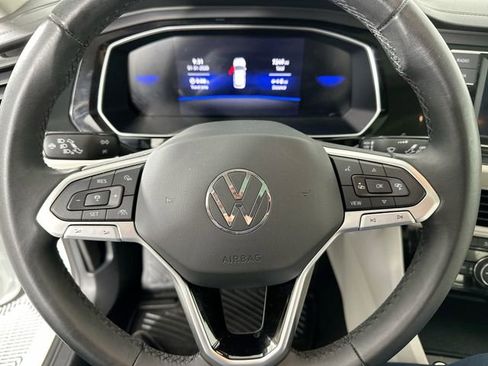 Used 2024 Volkswagen Jetta SE w/ Panoramic Sunroof Package image 21